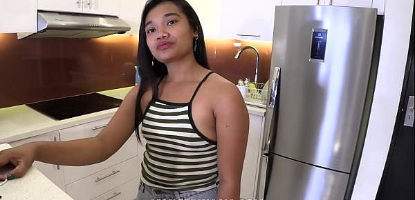  Cute Chubby Filipino Maid Facefucked Hard